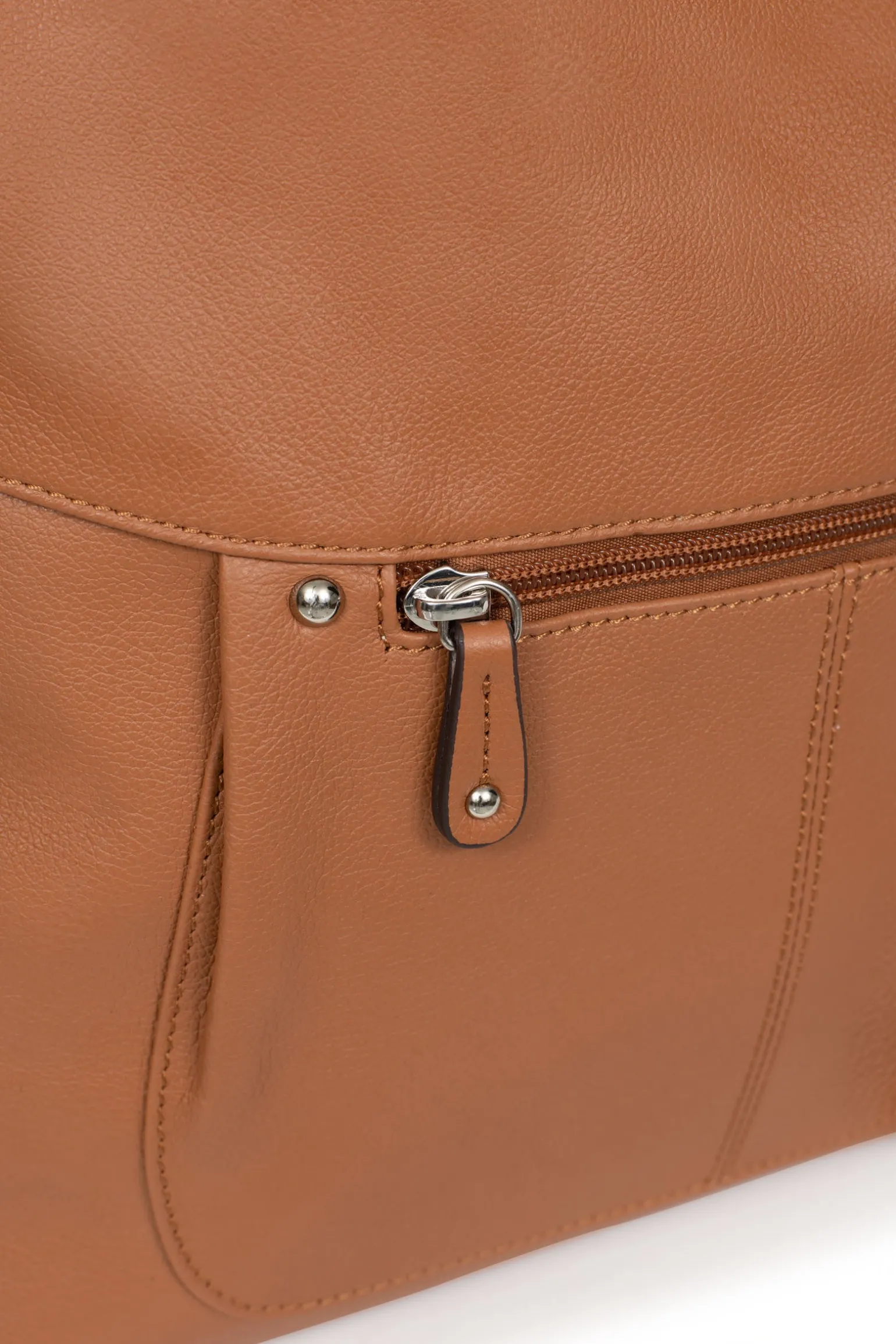 Sac transformable - A4 - Cuir